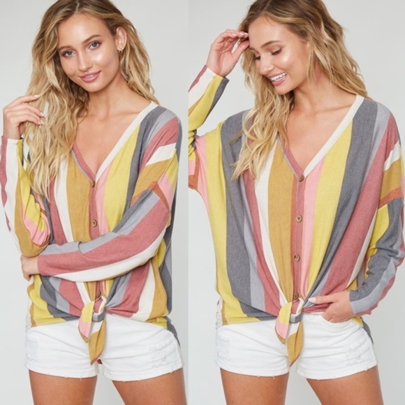 TULY Burst of Color Top - Mustard - Picture 2 of 2